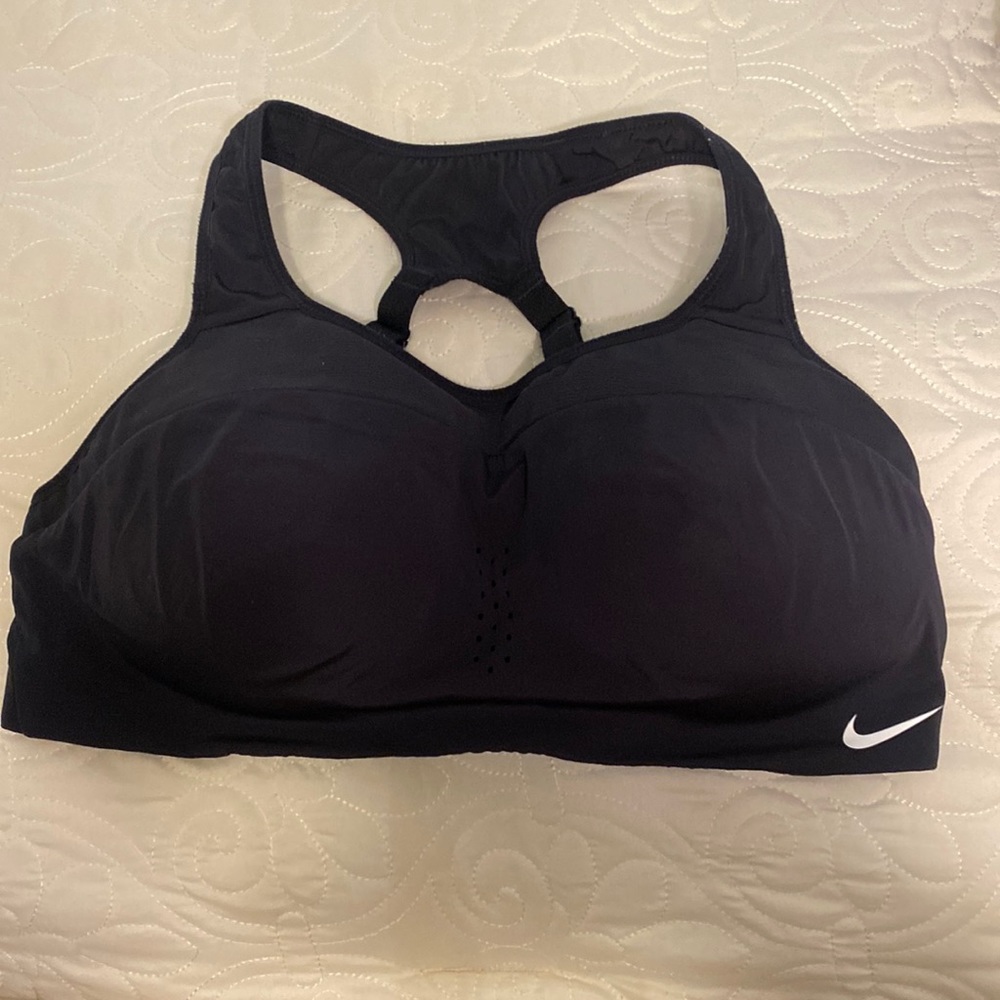 Nike Dri-Fit Spirts Bra size M